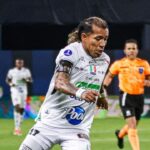 "Dayro Moreno strălucește la 40 de ani, cu o dublă în Copa Sudamericana! Să ne bucurăm de trofeul continental!" 2 video dayro moreno dubla in copa sudamericana la 40 de ani sa vina trofeul continental 68cba45f0a1e1