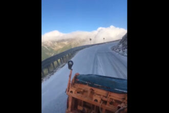 video drumarii au inchis transalpina din cauza ninsorii zonele in care intervin utilaje de deszapezire 68db9456c94cd