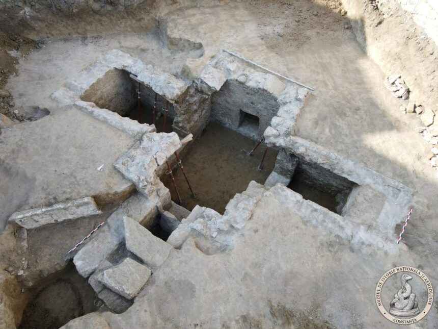DESCOPERIRE REMARCABILĂ ÎN DOBROGEA: Un hypogeu cu formă de cruce, datând din secolul IV 1 video galerie foto minac hypogeu din secolul iv cu forma de cruce descoperire unica in dobrogea 68c8947e5259e
