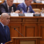 Ilie Bolojan îndeamnă Opoziția la responsabilitate în dezbaterea moțiunilor de cenzură: „Încetați să împiedicați activitatea Guvernului cu moțiuni de tip Cațavencu!” 3 video ilie bolojan mesaj pentru opozitie la dezbaterea motiunilor de cenzura nu mai blocati munca guvernului cu motiuni de tip catavencu 68bd7d2c46f78