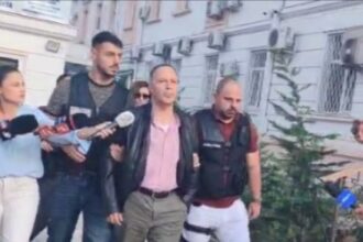 video imagini cu profesorul de religie acuzat de corupere sexuala la ipj constanta 68d15379aa53d