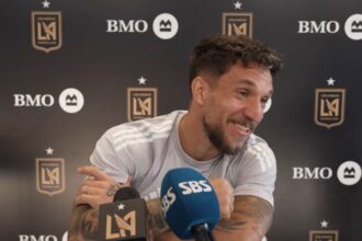 video intrebare in limba romana pentru alex baluta la prima conferinta de presa in statele unite am vrut sa exersez 68d789372a761