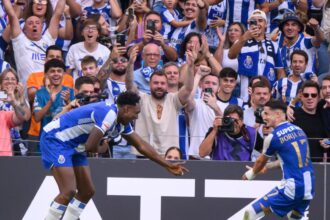 video ireal cu om in minus o repriza intreaga fc porto si a distrus adversara in deplasare 7 din 7 pentru trupa lui farioli 68db84cb383fc
