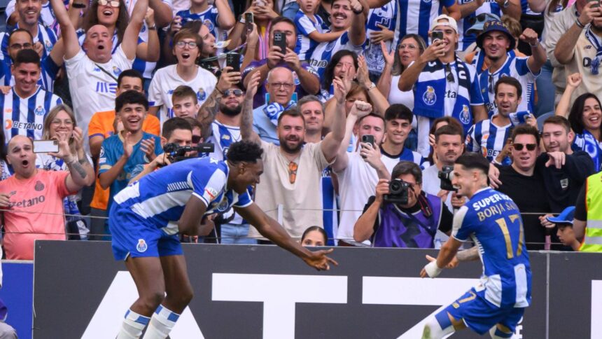 Uimitor! Chiar și cu un jucător în minus timp de o repriză, FC Porto a spulberat echipa adversă în deplasare: 7 victorii din 7 pentru echipa lui Farioli! 1 video ireal cu om in minus o repriza intreaga fc porto si a distrus adversara in deplasare 7 din 7 pentru trupa lui farioli 68db84cb383fc