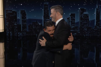video jimmy kimmel a revenit inlacrimat la abc ce a pus despre asasinarea lui charlie kirk donald trump a criticat reaparitia vedetei la tv 68d3998c08bdb