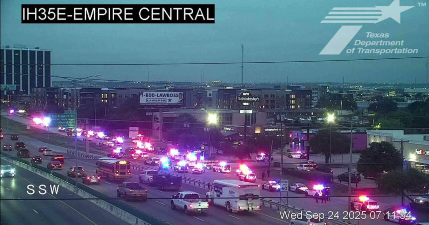 Tensiune în Dallas: O serie de împușcături zguduie un centru de retenție! 1 video mai multe persoane au fost impuscate intr un centru de retentie din dallas 68d402ceb61ff