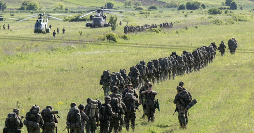 Misiunea NATO la frontiera României: Cel mai amplu exercițiu al anului dedicat gestionării situațiilor de urgență 1 video misiune nato la granita romaniei cel mai mare exercitiu din acest an pentru gestionarea dezastrelor 68bdedc28451a