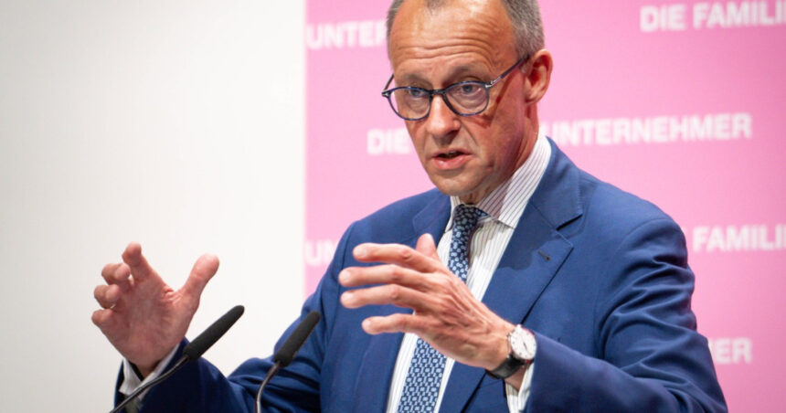 Friedrich Merz, cancelarul german, dezvăluie cine este „cel mai temut criminal de război al epocii contemporane”. Opinie fără menajamente. 1 video pe cine considera cancelarul german friedrich merz cel mai rau criminal de razboi al vremurilor noastre declaratii transante 68b741183696b