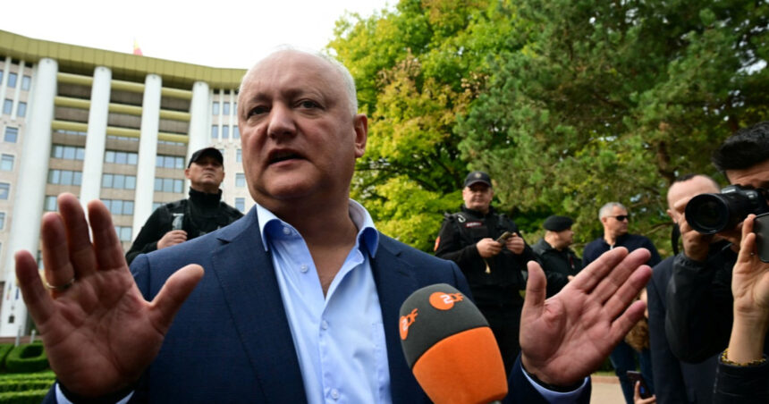 Manifestare la Chișinău: Igor Dodon și Blocul Patriotic contestă rezultatele alegerilor parlamentare câștigate de PAS 1 video protest la chisinau dupa anuntarea rezultatelor alegerilor parlamentare igor dodon si blocul patriotic nu recunosc victoria pas 68da6597534d5