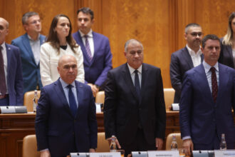 video psd in guvern dar cu masuri de opozitie ce ii nemultumeste pe social democrati la reformele anuntate de premierul ilie bolojan 68d65e60c7ffe
