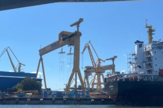 video santierul damen mangalia abandonat de statul roman sindicalistul laurentiu gobeaja nu exista nici o preocupare pentru acest santier desi a fost declarat obiectiv strategic de inte 68cc93451a054
