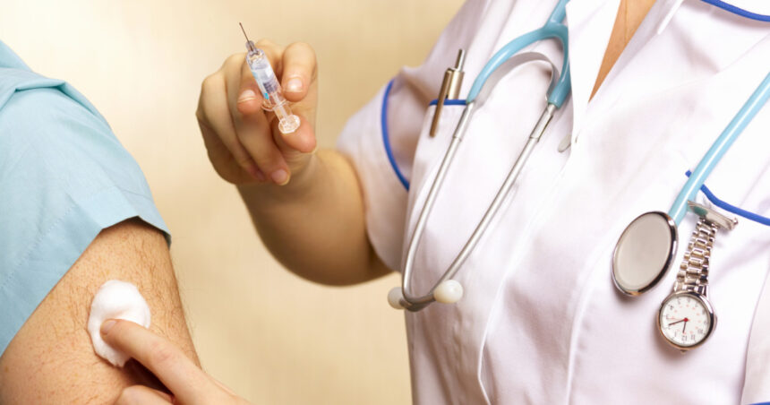 Vaccinul antigripal a început să fie disponibil în farmacii, iar medicii de familie au început să primească primele programări: „Rezultatele sunt vizibile!” 1 video vaccinul antigripal a ajuns in farmacii in cabinetele medicilor de familie au aparut si primele programari isi face efectul 68cf9e1d0f8cb