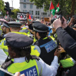 Proteste pro-Palestina în Londra: Aproape 900 de persoane reținute în urma violențelor 3 video violente la manifestatia pro palestina din capitala marii britanii aproape 900 de oameni au fost arestati 68bdaad86b854