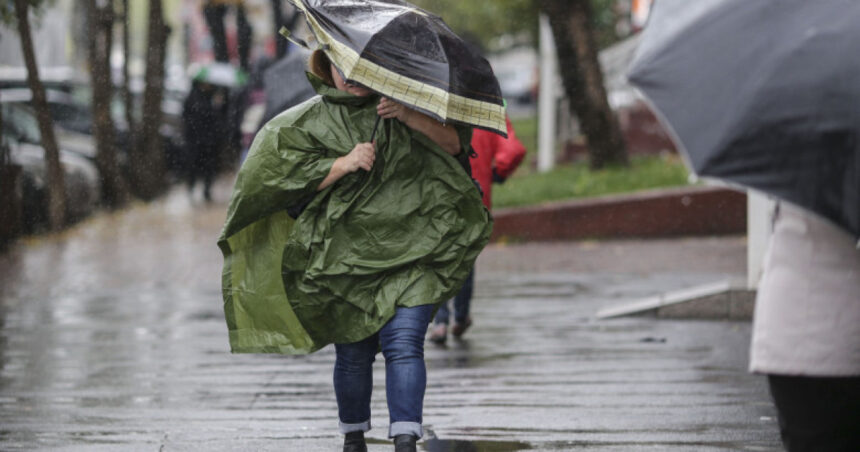 Schimbări Meteo Drastice: Temperaturi în Scădere, Ploi și Vânt Intens în Întreaga Țară. Elena Mateescu: „Valorile Minime vor Coborî Sub Zero” 1 video vremea se schimba radical racire accentuata ploi si vant puternic in toata tara elena mateescu minimele vor deveni negative 68d3a7706b465