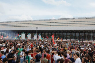 videofoto proteste masive in italia greva generala impotriva razboiului din gaza transporturi scoli si spitale paralizate 68d1391036e72