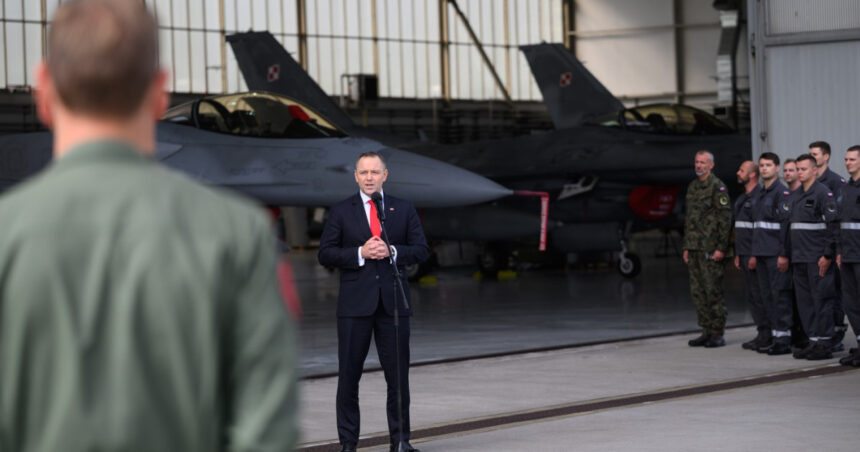 „Polonia trimite un mesaj puternic lui Putin: nu ne lăsăm afectați de amenințările cu drone rusești”, afirmă președintele Nawrocki. 1 vrem sa transmitem un semnal rusiei lui putin polonia nu se va lasa intimidata de dronele rusesti spune presedintele nawrocki 68c2d12f83353