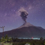 Erupția spectaculoasă a vulcanului Lewotobi Laki-Laki din Indonezia: Ce măsuri trebuie să urmezi! 3 vulcanul lewotobi laki laki din indonezia a intrat iar in eruptie recomandarile autoritatilor 68cff5c402e23
