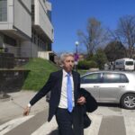 Peste 45 de judecători din Constanța solicită abțineri în cazul lui Dan Diaconescu, fostul șef OTV! Deciziile de astăzi ale instanței 3 45 de judecatori din constanta au formulat cereri de abtineri in dosarul lui dan diaconescu fostul patron otv ce s a decis azi la tribunal 68fbae7555171