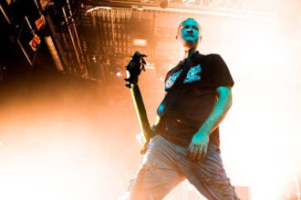 a murit basistul trupei limp bizkit ascultati basul lui sam rivers toata ziua 68f47d6cdd46c