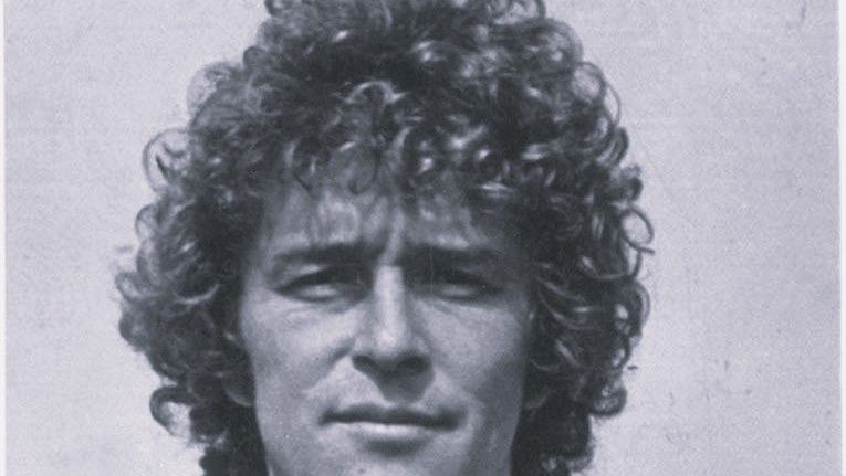 Tragedie în fotbal: UTA Arad reacționează la pierderea legendarului Flavius Domide! 1 a murit flavius domide mesajul lui uta arad dupa decesul legendarului jucator 68ea71d7e1690