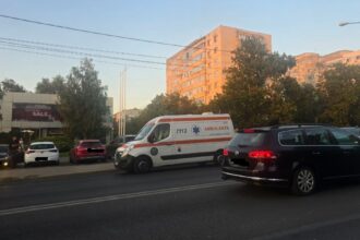 accident la ovidiu intre un scuter si un autoturism a fost chemata ambulanta 68f0a765076d3