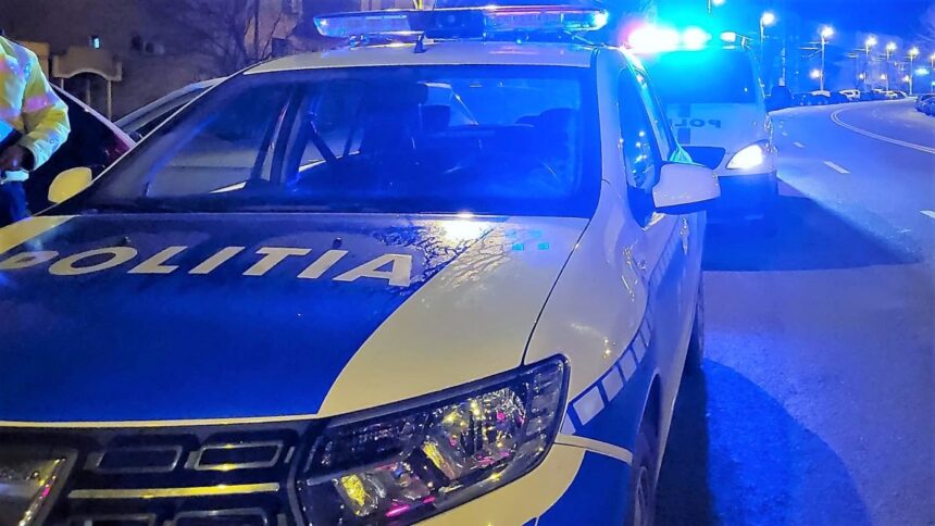 Coliziune pe DN 22A: Un șofer sub influența alcoolului a lovit o caravană de vehicule 1 accident rutier pe dn 22a un sofer baut a intrat cu masina intr un ansamblu de vehicule 68fc7614c0ab6
