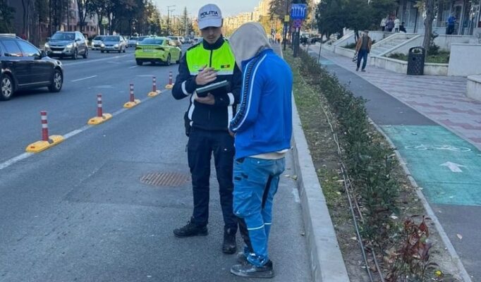 Intervenție a forțelor de ordine în Constanța: Peste 140 de pietoni sancționați pentru traversări ilegale 1 actiune a politistilor in judetul constanta peste 140 de pietoni amendati pentru traversare neregulamentara 68f765a126cfa