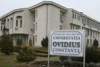 adam michnik doctor honoris causa al universitatii ovidius din constanta 68e78be6f1eea