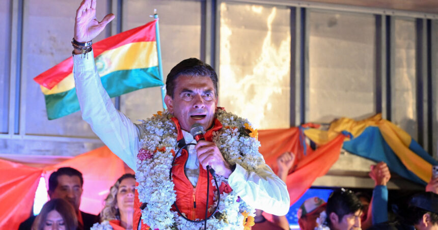 Bolivia la răscruce: O nouă eră cu un lider de centru-dreapta după două decenii de socialism 1 alegeri in bolivia tara are un presedinte de centru dreapta dupa 20 de ani de socialism 68f5cb5cf15cb