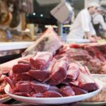 Atenție la sănătate: Inspectorii publici au descoperit două tone de carne suspectă de contaminare cu virusul pestei porcine africane și sute de ouă infectate cu Salmonella! 2 alerta alimentara doua tone de carne suspecta ca ar fi infectata cu virusul pestei porcine africane si sute de oua cu salmonella descoperite de inspectorii de sanatate publica 68f88cff6373e