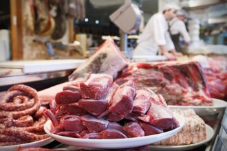 alerta alimentara doua tone de carne suspecta ca ar fi infectata cu virusul pestei porcine africane si sute de oua cu salmonella descoperite de inspectorii de sanatate publica 68f88cff6373e