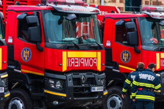 alerta in calarasi doua scari de bloc evacuate dupa un puternic miros de gaz 690378d8ba4af