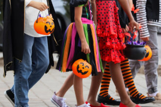 alerta in sua dupa ce mai multi parinti au gasit ace in dulciuri cu cateva zile inainte de halloween 6901c8bb9bba6