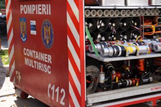 alerta in zona palazu mare din constanta un autoturism a intrat intr o conducta de gaze 68f9c5e136632