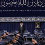 „Toamna ayatollahilor: Perspective asupra transformărilor din Iran - De la o nouă Rusie post-sovietică la o națiune sub steagul armatei” 2 analiza toamna ayatollahilor scenariile schimbarii in iran de la o noua rusie post sovietica la armata cu tara 68f5bd2f7f156