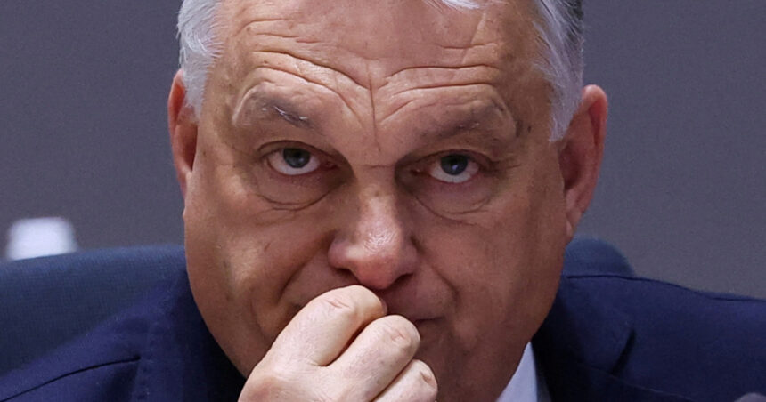 Viktor Orban își folosește scandalul „Spionaj la UE” pentru a întări narațiunea că Ungaria este sub asediu, iar el este singurul salvator. 1 analiza viktor orban transforma scandalul spionaj la ue in munitie pentru obisnuita naratiune ungaria e asediata iar el singura salvare 68f1318c4c1dc