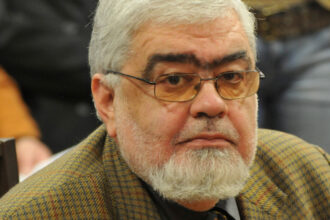 andrei plesu despre ilie bolojan si sorin grindeanu unul e o premiera post decembritsa celalalt lucreaza cu o topaiala tactica 6903c63a7f22d