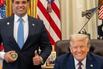 antreprenorul mark savaya specializat in cultivarea canabisului numit de donald trump emisar special al sua in irak 68f71cc5c66b0