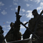 Franța garantează o apărare solidă a flancului estic, în ciuda retragerii a sute de soldați americani din România. 3 apararea flancului estic va ramane robusta da asigurari franta dupa ce sua au anuntat retragerea a sute de militari din romania 690282eec1b2a