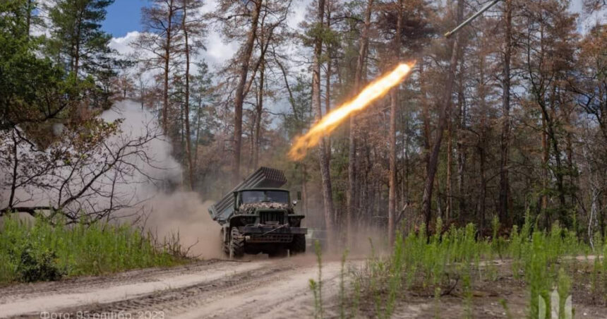 Impactul blocajului guvernamental din SUA asupra furnizărilor de armament pentru Ucraina: Ce declarații face Zelenski? 1 ar putea blocajul guvernului sua sa afecteze livrarile de arme catre ucraina ce raspunde zelenski 68e3e65041db7