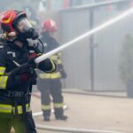 Incendiu devastator în Eforie Nord: Pompierii mobilizează autoplatforma și echipaje de intervenție pentru a stinge flăcările 3 arde o locuinta din eforie nord pompierii intervin cu autoplatforma si mai multe autospeciale de stingere 68f49f69541e3