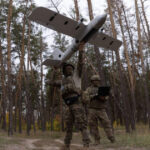 Asalt aerian de amploare al Ucrainei asupra Rusiei. Moscova afirmă că a interceptat 251 de drone, dintre care zeci în zona Mării Negre. 3 atac ucrainean masiv in rusia moscova sustine ca a doborat 251 de drone inclusiv cateva zeci deasupra marii negre 68e372a24106e