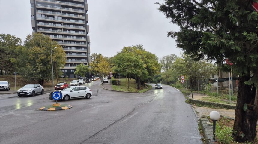OAVĂ! Accesul pe Strada Valea Portului va fi RESTRICȚIONAT în timpul Codului Roșu 1 atentie strada valea portului va fi inchisa pe durata codului rosu 68e5301e8049c
