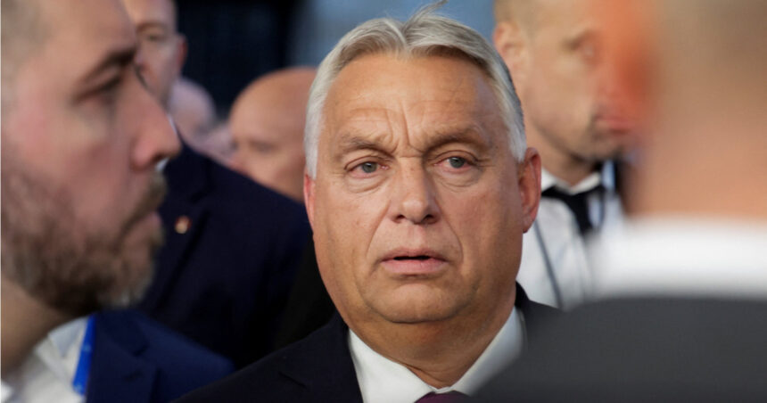Căderea unei legende: Semnele declinului puterii lui Viktor Orban și ale „imperiului său mediatic” 1 aura de invincibilitate a lui viktor orban se stinge primele semne care arata ca statul sau de propaganda s ar putea prabusi 68edcd1482398