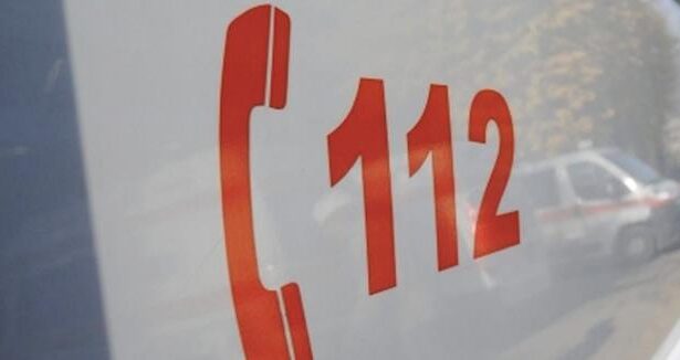 autoturism rasturnat la iesire din corbu un tanar preluat de smurd in stare critica 68de15e333adb