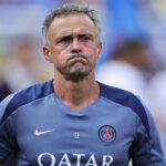 Barcelona vs. PSG: Duel de forță la ora 22:00 în Liga Campionilor. Componența echipelor + pronosticuri pentru câștig + absențe notabile în ambele formații. Analiza detaliată a lui Dan Chilom. 3 barcelona psg de la 2200 in liga campionilor echipe probabile cine este favorita la victorie mari absente in cele doua tabere analiza lui dan chilom 68dd071e0c11d