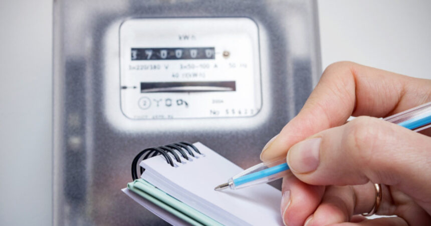 Bogdan Ivan: Ne propunem să scădem prețul energiei electrice de la 1,55 la aproape 1 leu - patru furnizori deja oferă tarife sub 1,3 lei/kWh! 1 bogdan ivan avem o strategie de a reduce pretul pe kwh de la 155 la cat mai aproape de 1 leu patru furnizori ofera sub 13 lei kwh 68fa176c94000