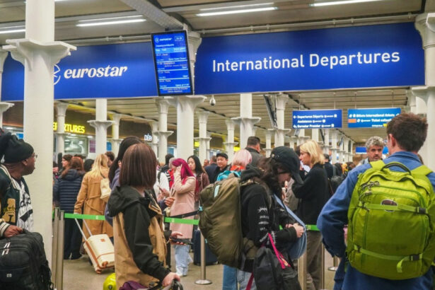 britanicii vor fi fotografiati si amprentati la intrarea in spatiul schengen incepand de duminica 68ea5029cec8a