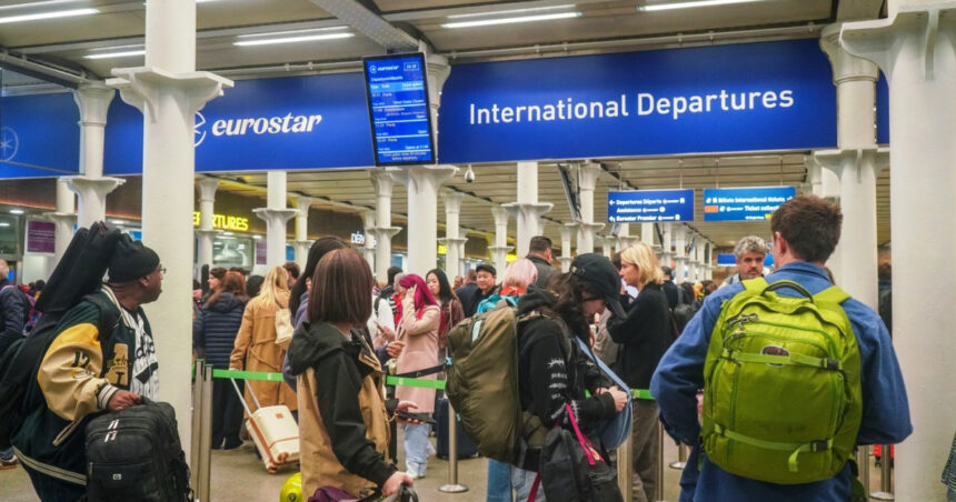 De duminică, britanicii vor fi înregistrați și identificați la accesul în zona Schengen. 1 britanicii vor fi fotografiati si amprentati la intrarea in spatiul schengen incepand de duminica 68ea5029cec8a