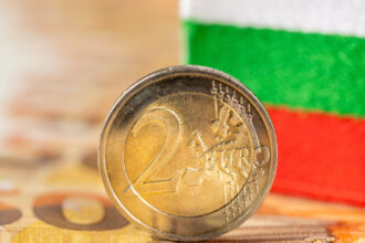 bulgaria se pregateste sa treaca la euro dar o petitie semnata de 200 000 de persoane cere un referendum pentru iesirea din ue 6904e2d87272d